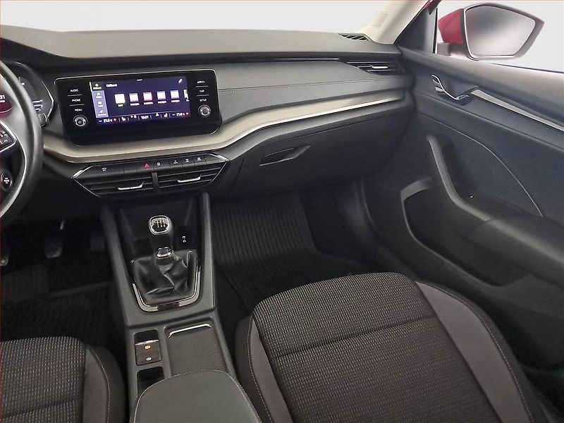 Škoda Octavia (2023) Ambition 1.5 TSI, ČR,1.maj - fotka 8 z 18
