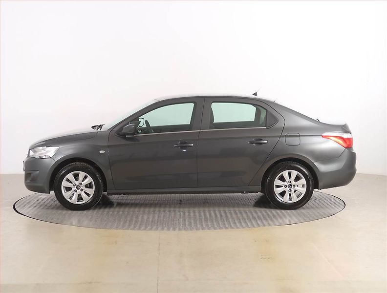 Citroën C-Elysée (2014) 1.2 VTi, Tempomat - fotka 3 z 17