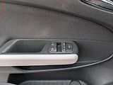 Opel Corsa (2011) 1.4i, AC, park.čidla - náhled 12