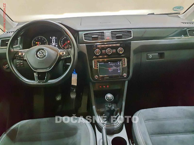 Volkswagen Caddy (2016) 1.4TSi MAXi 7míst, HIGHLINE - fotka 9 z 13