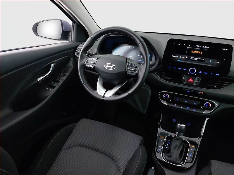 Hyundai i30 (2025) Family Comfort 1.0 T-GDI - fotka 7 z 20