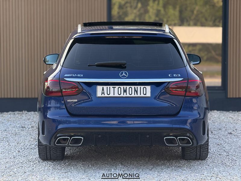 Mercedes-Benz Třídy C (2019) C 63 T AMG Pano, LED, Ambient - fotka 12 z 29