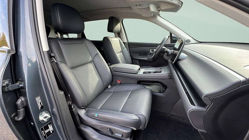 Leapmotor C10 (2025) Design 81,9 kWh AWD/172078 - fotka 26 z 40