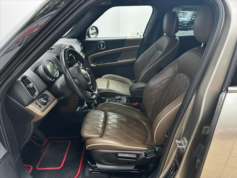 Mini Countryman 2,0 SD 140kW- automat- CZ - fotka 9 z 47