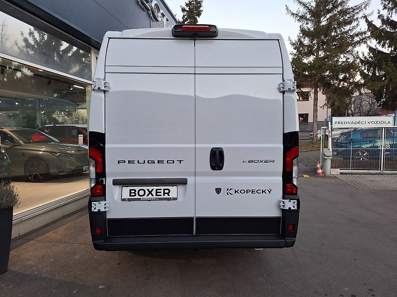 Peugeot Boxer (2026) FG 4350 e-L4H2 200 kW/110 kWh - fotka 5 z 15