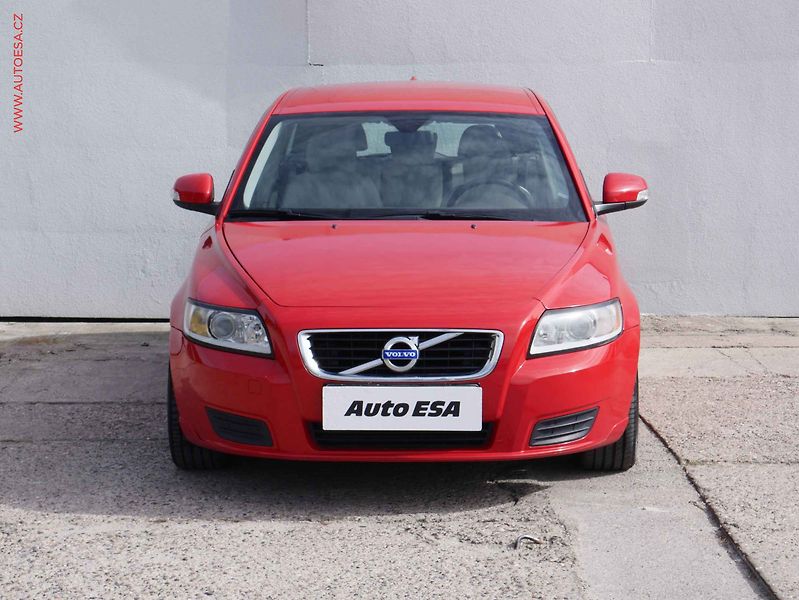 Volvo V50 (2011) 2.0 D3, autoAC, temp - fotka 2 z 14