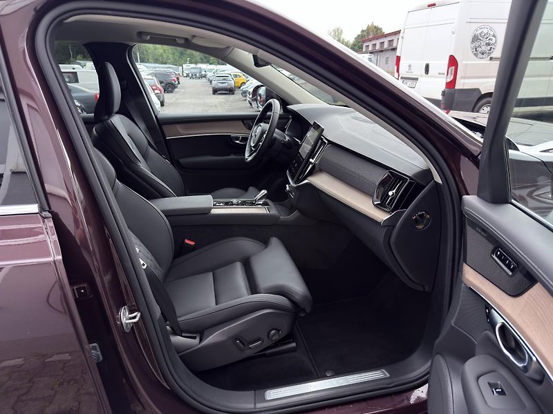 Volvo XC90 B5 AWD PLUS BRIGHT // +kola  - fotka 20 z 51