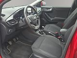 Ford Puma (2020) Titanium 1.0 EcoBoost 92kw, Se - náhled 25