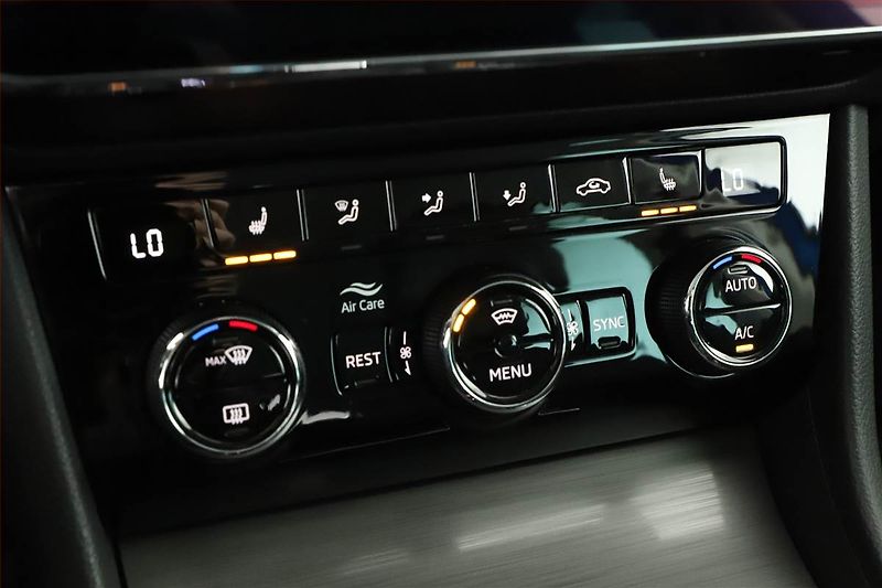 Škoda Superb (2021) Scout 2.0 TDI - fotka 12 z 19