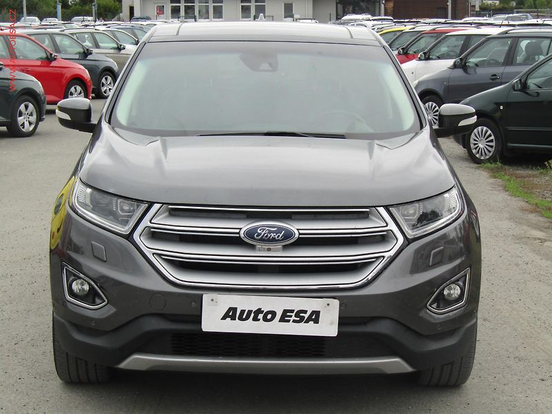 Ford Edge (2016) 2.0TDCi 4x4, Titanium, AT - fotka 2 z 22