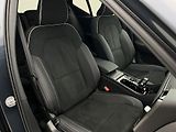 Volvo XC40 (2026) B4 ULTRA DARK AUT - náhled 23
