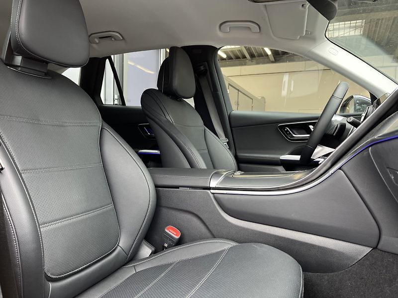 Mercedes-Benz GLC SUV 220d 4MATIC Avantgarde - fotka 16 z 20