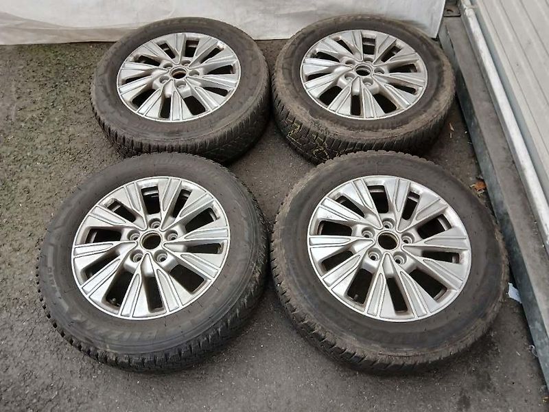 Volkswagen Multivan (2025) T7 TDI MV EDITION*PANO*ACC*CAM - fotka 19 z 19