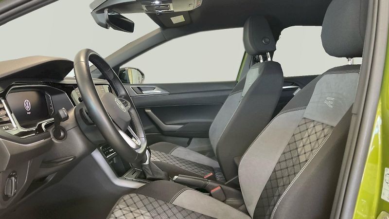 Volkswagen Taigo (2023) R-Line 1.5 TSI 110kW DSG - fotka 11 z 23