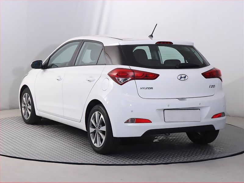 Hyundai i20 (2017) 1.4 CRDi, Tempomat - fotka 4 z 17