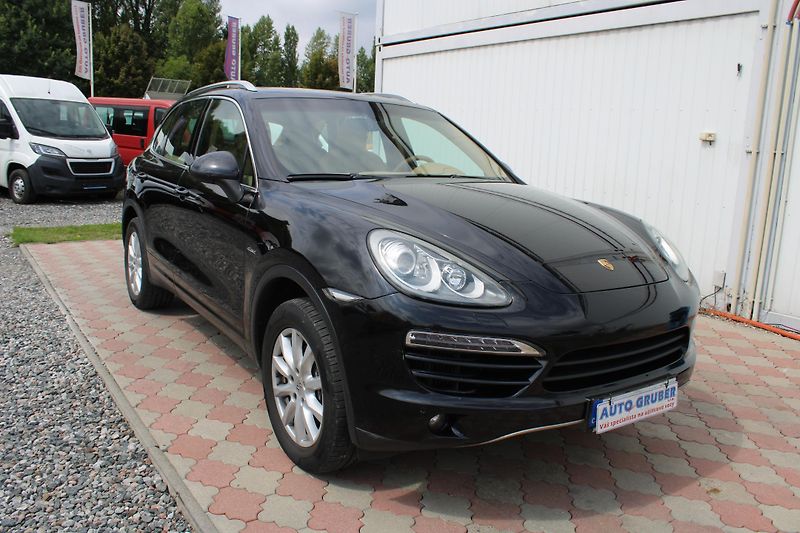 Porsche Cayenne 3,0 TDI 4x4 Webasto N.Rozvody - fotka 2 z 25