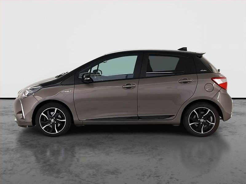 Toyota Yaris (2019) Style 1.5 Hybrid, Automat - fotka 3 z 24