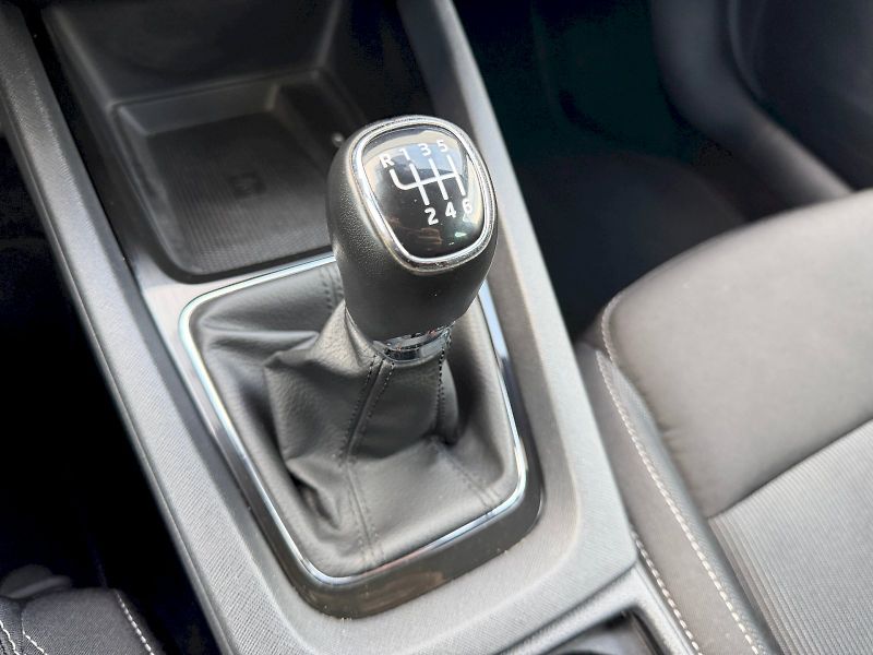 Škoda Octavia (2023) 2.0 TDI 110kW SportLine Manuál - fotka 28 z 35