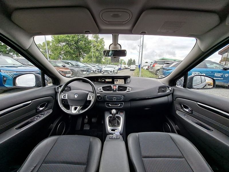 Renault Scénic 1,4 TCe 130k M6 - fotka 2 z 23