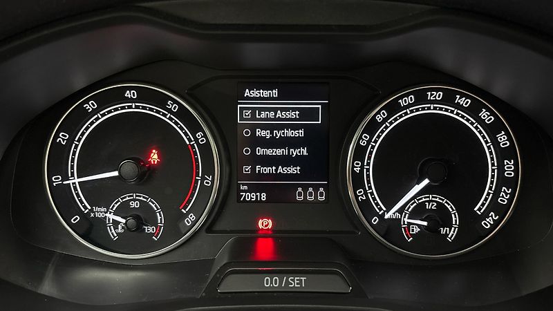 Škoda Scala 1.0 TSI Style - fotka 10 z 25