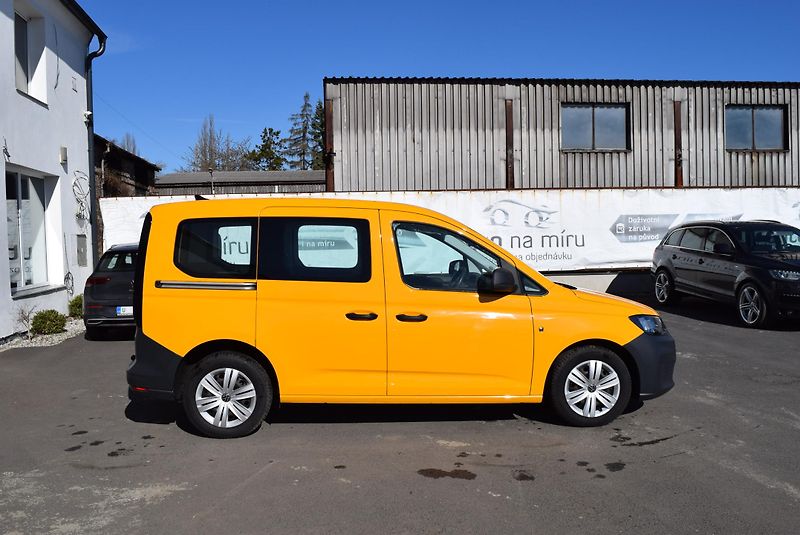 Volkswagen Caddy (2021) 2.0TDI 90kw TRENDLINE TAŽNÉ - fotka 7 z 39