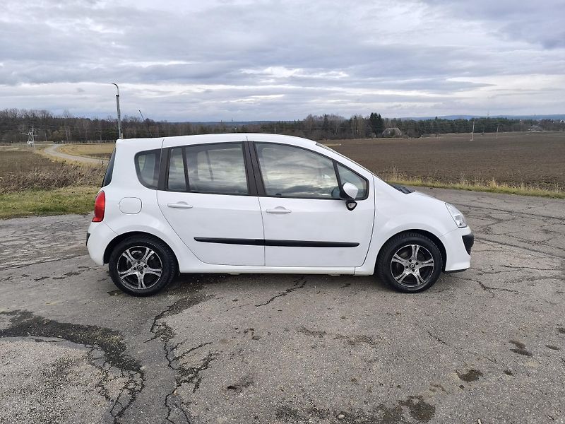 Renault Modus (2012) 1.2 SERVISKA.1MAJ - fotka 8 z 24