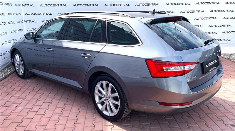 Škoda Superb 2,0 TDI DSG 110kw zachovalé,se - fotka 6 z 25