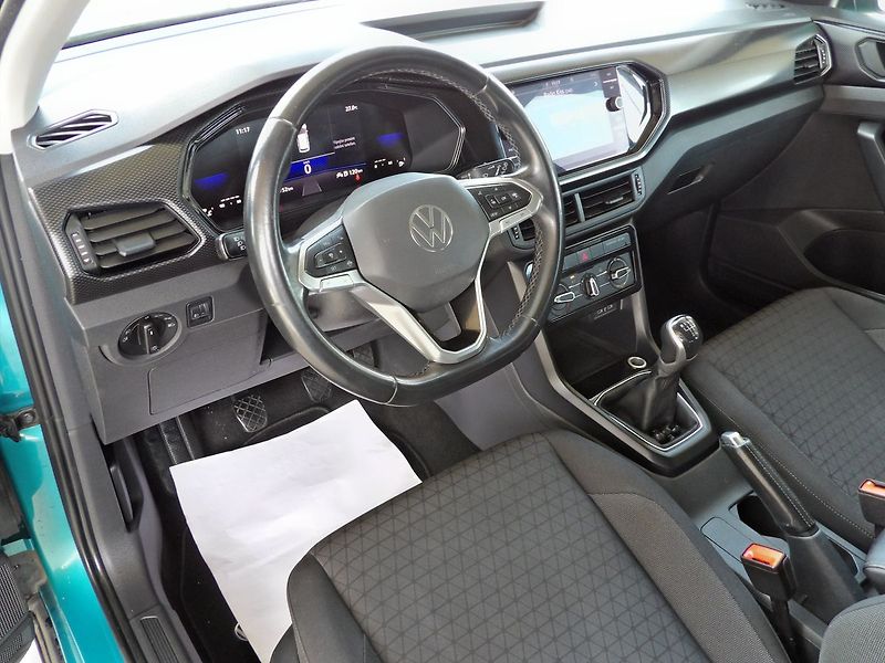 Volkswagen T-Cross 1.0TSI 70kW Virtual ACC CarPla - fotka 21 z 32