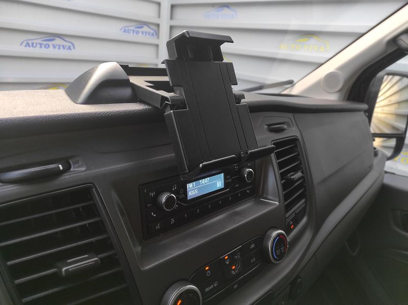 Ford Transit 2,0EcoBlue mHEV L2,9 míst, ČR - fotka 16 z 30