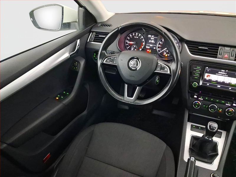 Škoda Octavia (2016) Style 2.0 TDI, Navi, Tempomat - fotka 7 z 19