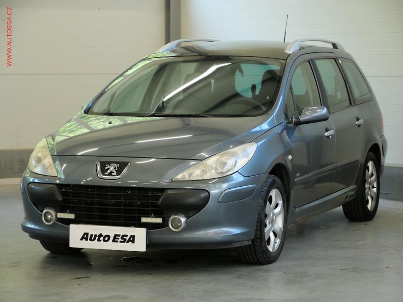 Peugeot 307 (2006) 1.6 HDI, AC, TZ, panor. - fotka 3 z 21