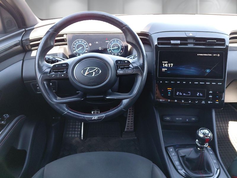 Hyundai Tucson (2023) 1,6 T-GDi 110 kW N-line - fotka 15 z 24