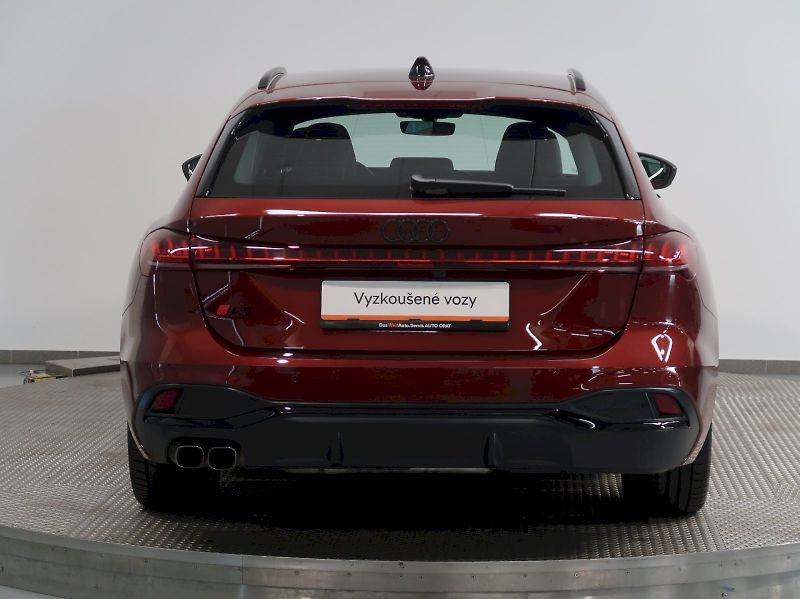 Audi A5 (2025) AVANT S-LINE 2.0TDI 150KW TAŽN - fotka 9 z 38