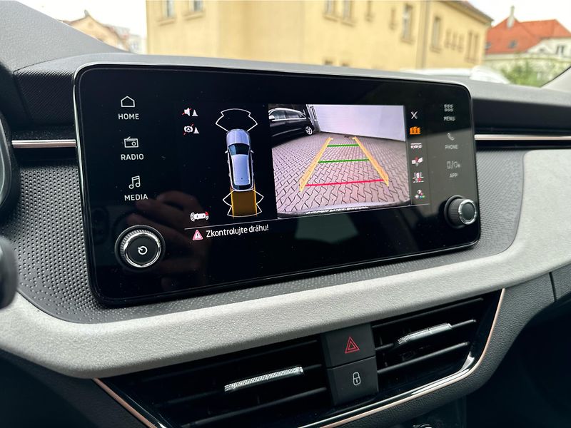 Škoda Kamiq Top Selection 1,0 TSI 85 kW 7- - fotka 17 z 17