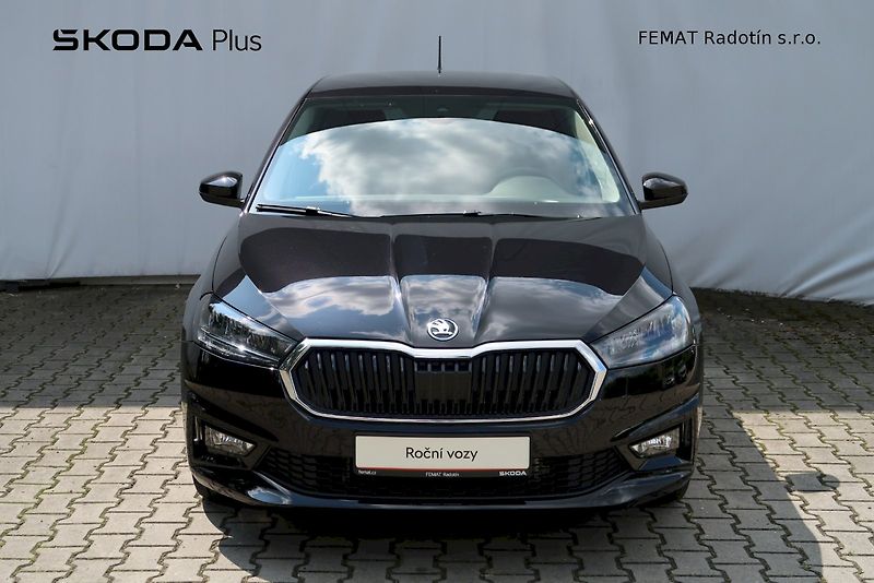 Škoda Fabia (2024) Top Selection 1,0 TSi / 85 kW - fotka 4 z 31
