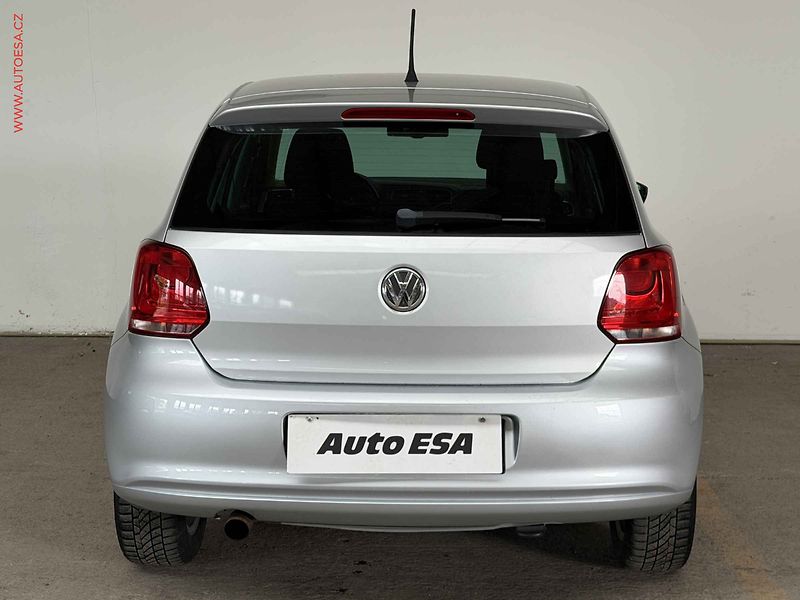 Volkswagen Polo (2012) 1.2 TSi, Style, výhřev sed - fotka 5 z 15