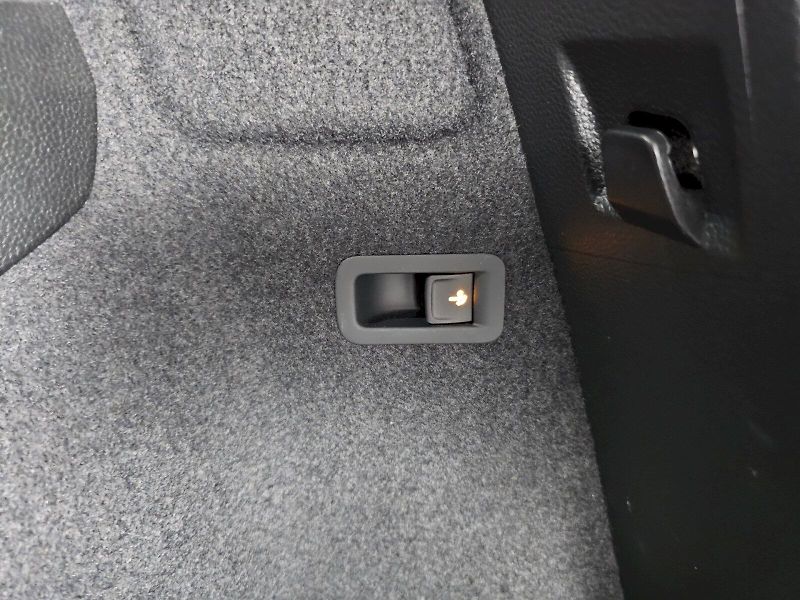 Škoda Karoq (2025) 1.5TSI 110kW DSG SPORTLINE TAŽ - fotka 31 z 33