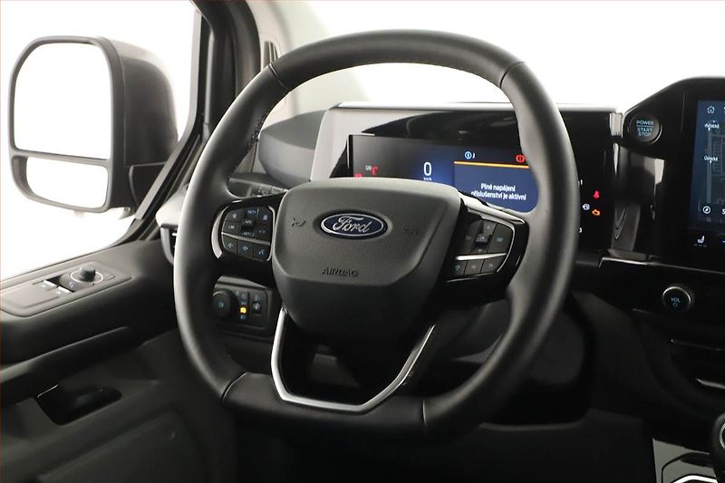 Ford Tourneo Custom (2025) Titanium 2.0 EcoBlue, ČR - fotka 8 z 15