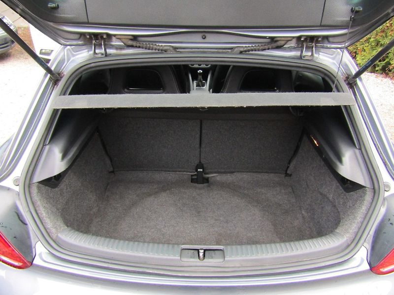 Volkswagen Scirocco (2009) 2.0 TDI 103kW TOP QUALITY - fotka 20 z 33