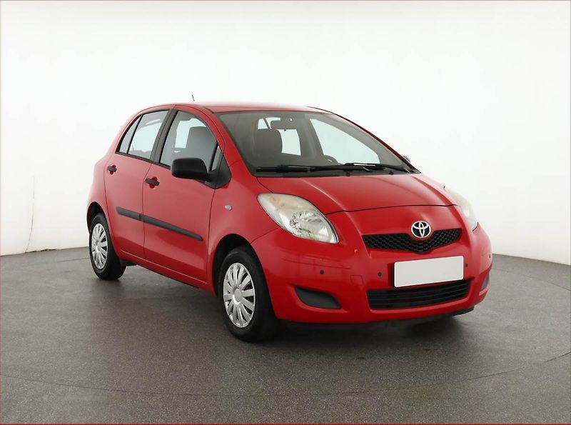 Toyota Yaris (2009) 1.0 VVT-i, ČR,1.maj - fotografie inzerátu