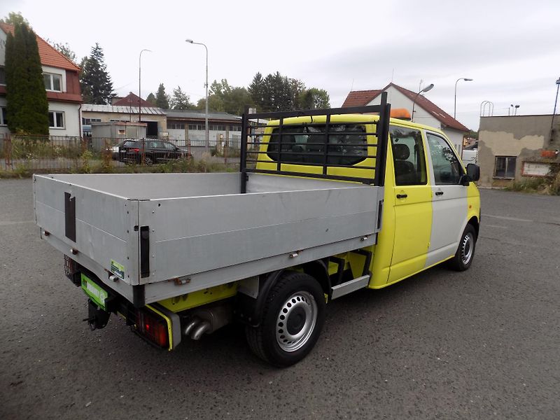 Volkswagen Transporter (2007) 2,5 96KW 7MÍST SKLÁPĚČ  - fotka 7 z 53