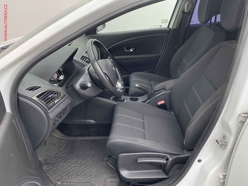 Renault Mégane (2016) 1.5 dCi, ČR, AC, tempo, park - fotka 9 z 16
