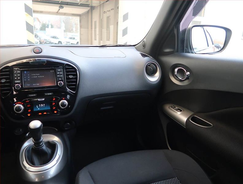 Nissan Juke (2017) 1.2 DIG-T, Serv.kniha, Navi - fotka 8 z 17