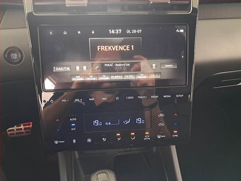 Hyundai Tucson (2023) N-Line 1.6 T-GDI 48V MHEV - fotka 12 z 18