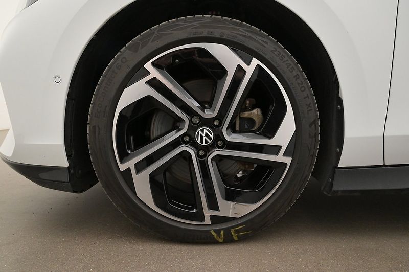 Volkswagen ID.7 Tourer GTX AWD 360 HuD H/K DCC Vent T - fotka 4 z 22