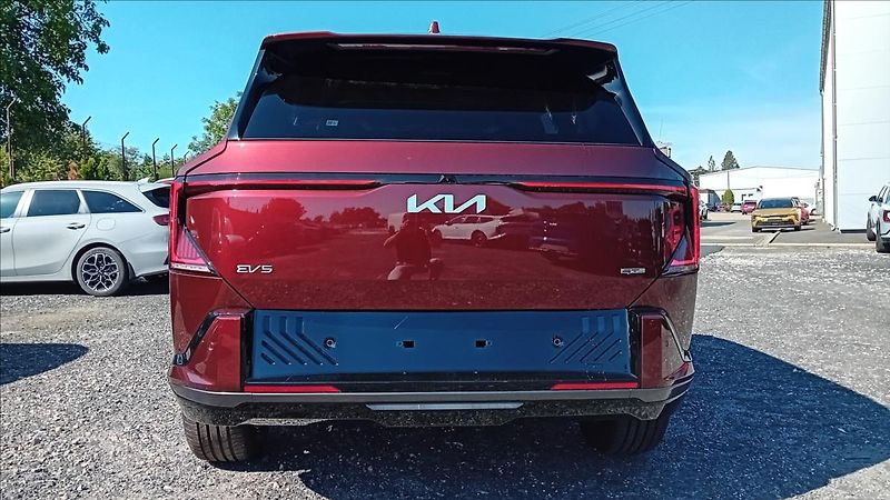 Kia EV5 4x2 GT-LINE 160 KW 81 KWH - fotka 4 z 6