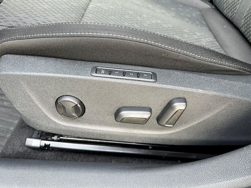 Škoda Octavia (2022) Combi iV 1.5 Tsi DSG Style - fotka 8 z 25