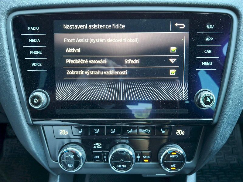 Škoda Octavia (2019) Ambition Plus Extra 1,5TSi 110 - fotka 18 z 35