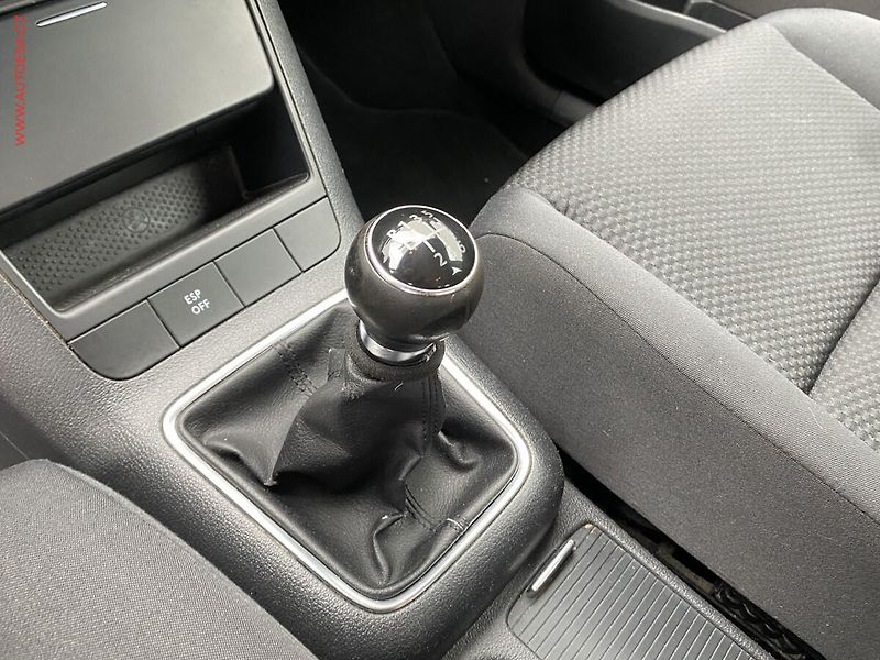 Volkswagen Golf Plus (2010) 1.2 TSi, ČR, Trendline, navi - fotka 16 z 17