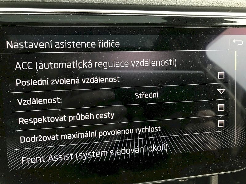 Škoda Superb (2020) GRT L K TS 200/2.0 A7A - fotka 24 z 35